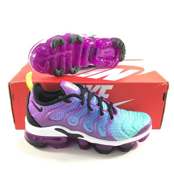 vapormax plus women's purple